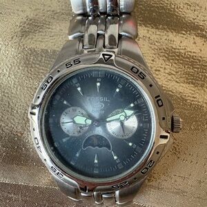 Fossil Blue 100 Meter Watch-Blue Face-Stainless Steel